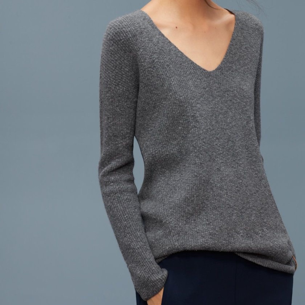 Artizia Wilfred V-Neck Sweater XXS